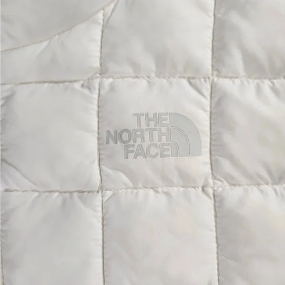 The North Face Women's Gardenia White Slim Fit Jacket SZ 3X - Picture 3 of 7